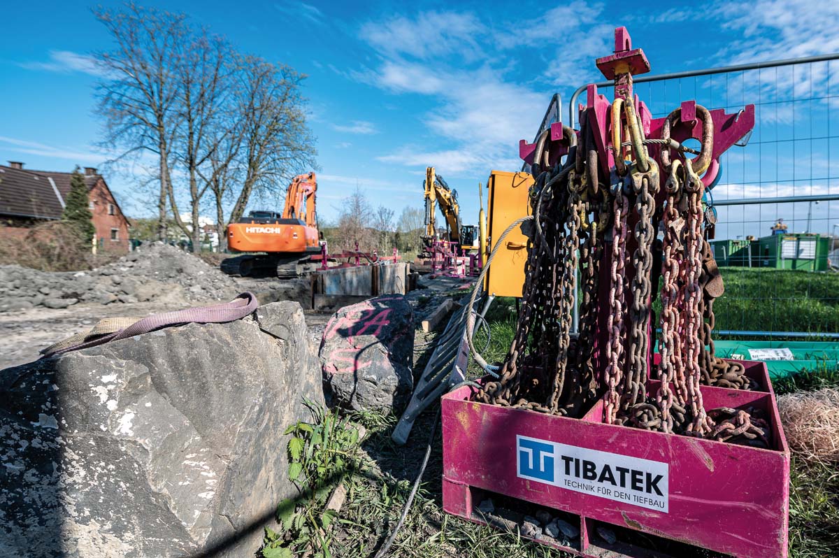 Der TIBATEK®-Kettenständer